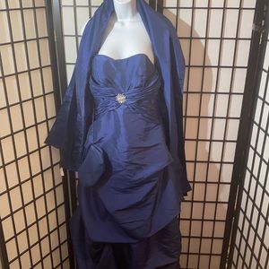 3 pc Modern Maids Bridesmaid Dress Size 2-4